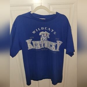 Vintage Kentucky Wildcats T-Shirt - Classic College Sportswear